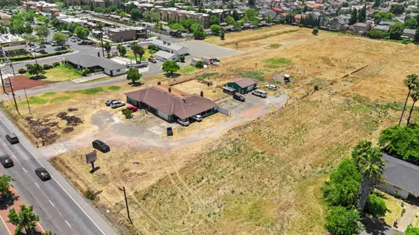 8240 Elk Grove Florin Road, Sacramento, CA 95829