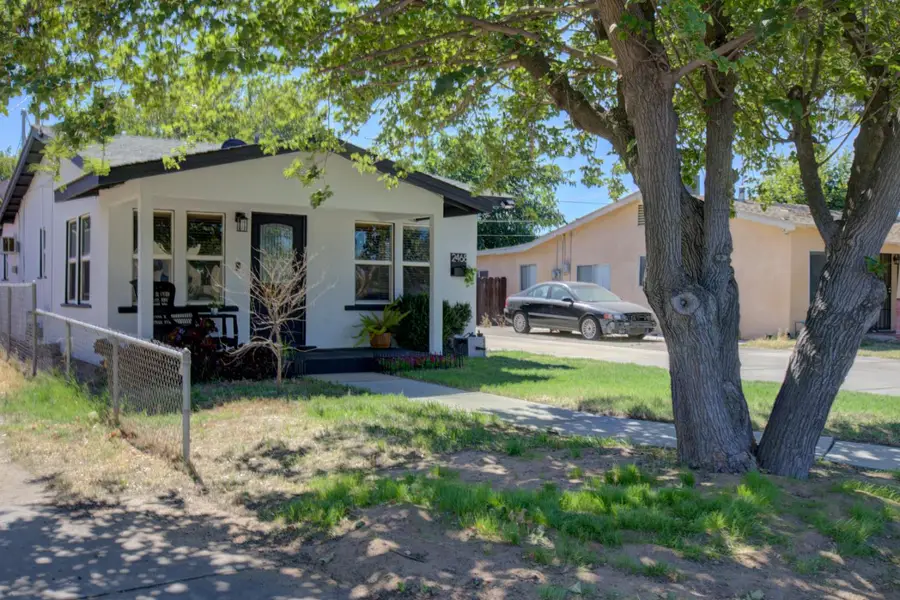 2468 6th Street, Hughson, CA 95326 - #3