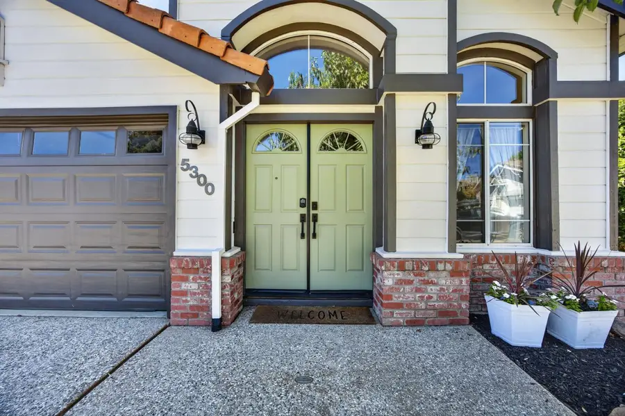 5300 Harvest Moon Court, Elk Grove, CA 95758 - #3