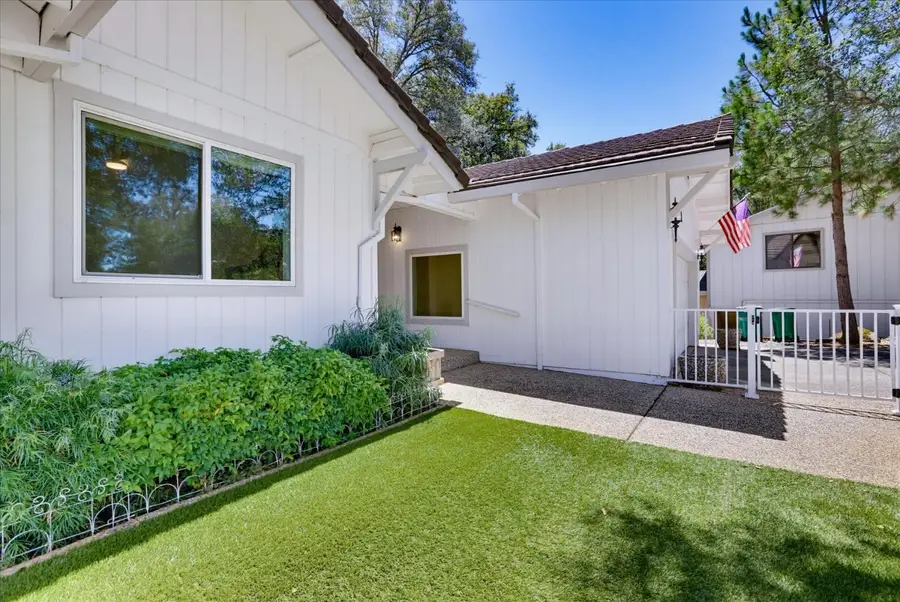 18087 Jayhawk Drive, Penn Valley, CA 95946 - #3