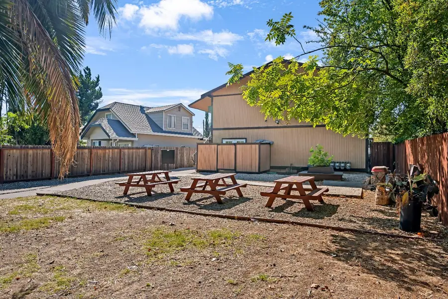 2944 Del Paso Boulevard, Sacramento, CA 95815 - #3