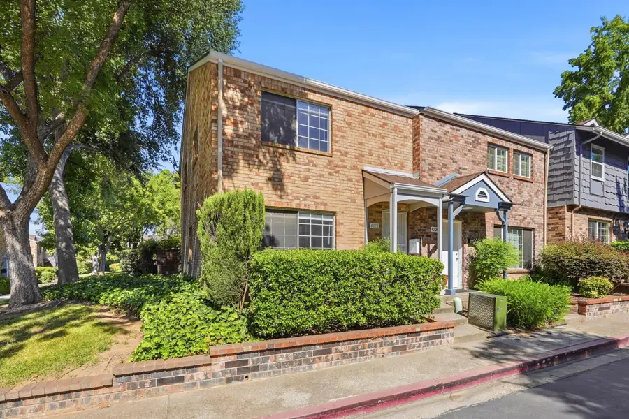 4010 Knoll Top Court, Carmichael, CA 95608 - #2