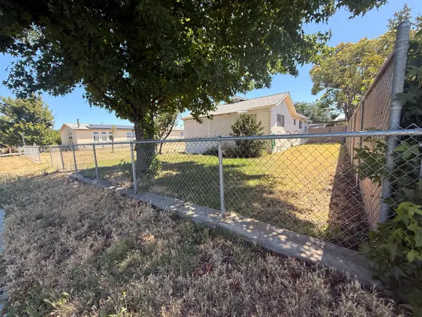 15460 5th Street, Lathrop, CA 95330