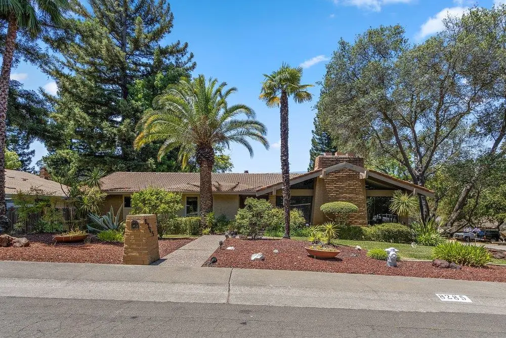 8285 Mercer Way, Fair Oaks, CA 95628 - #1