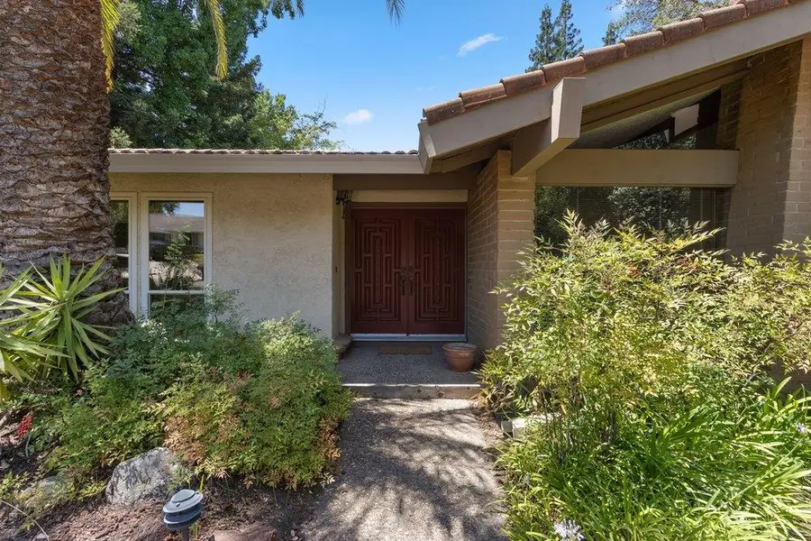 8285 Mercer Way, Fair Oaks, CA 95628 - #3