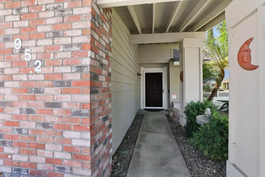 952 Scarlett, Tracy, CA 95376 - #3