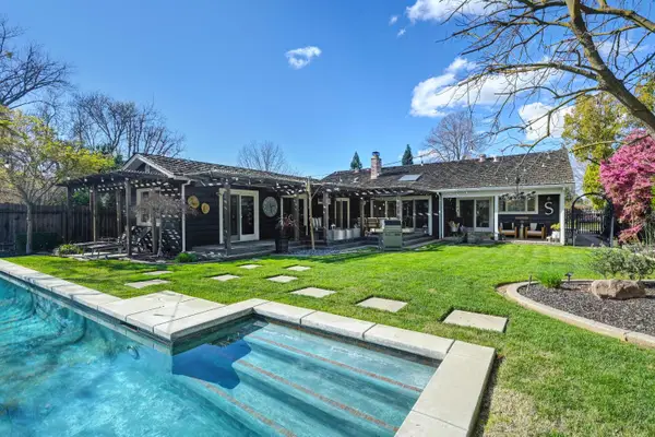 3852 El Ricon Way, Sacramento, CA 95864