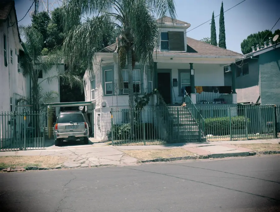 411 N Grant Street, Stockton, CA 95202 - #2