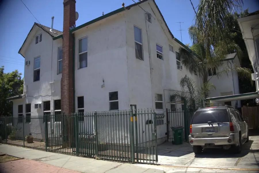 411 N Grant Street, Stockton, CA 95202 - #3
