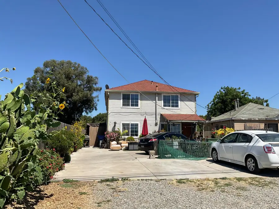 626 Santa Fe Avenue, Empire, CA 95319 - #2