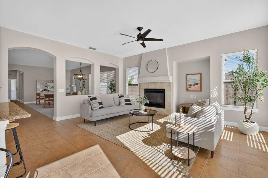 1624 Daunting Drive, El Dorado Hills, CA 95762 - #2