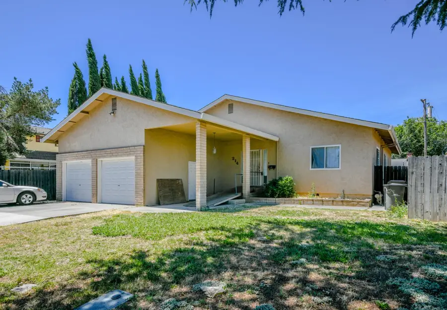 208 Cottonwood Street, Woodland, CA 95695 - #3