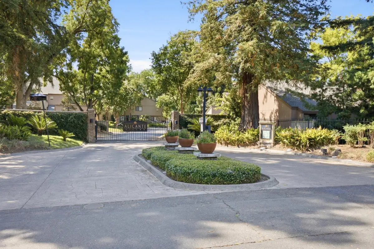 536 Woodside Oaks #7, Sacramento, CA 95825 - #1