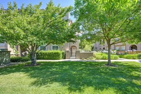 5350 Dunlay Drive #3016, Sacramento, CA 95835