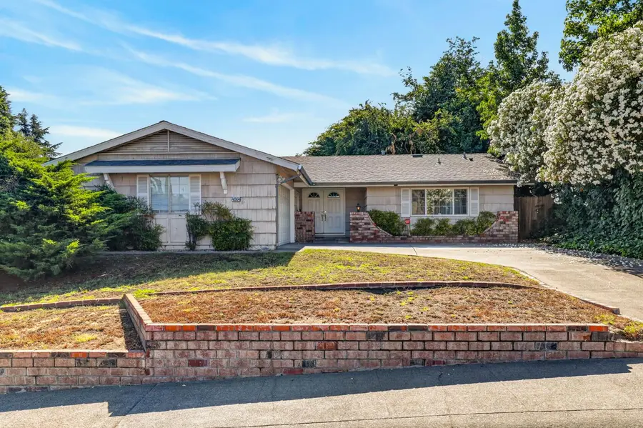 4864 Papaya Drive, Fair Oaks, CA 95628 - #2