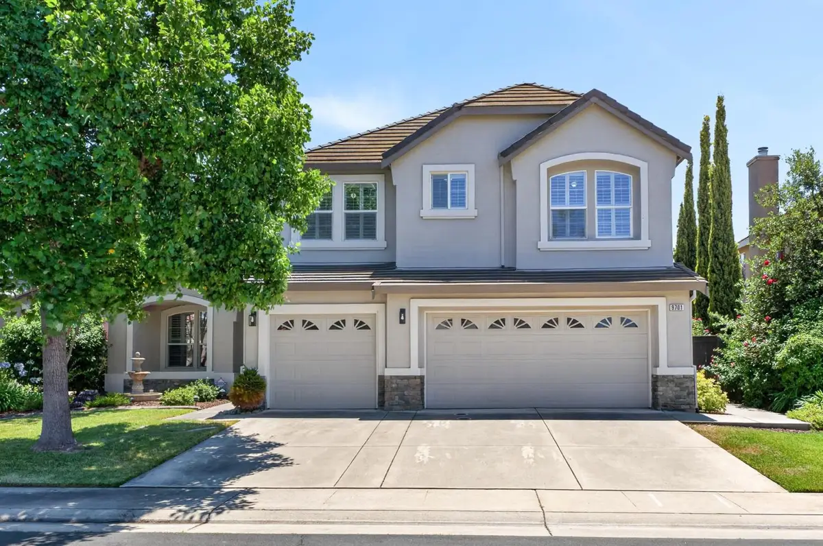 9701 Nature Trail Way, Elk Grove, CA 95757 - #1