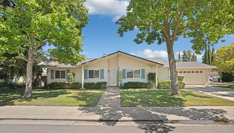 3616 Estate Dr, Stockton, CA 95209 - #2