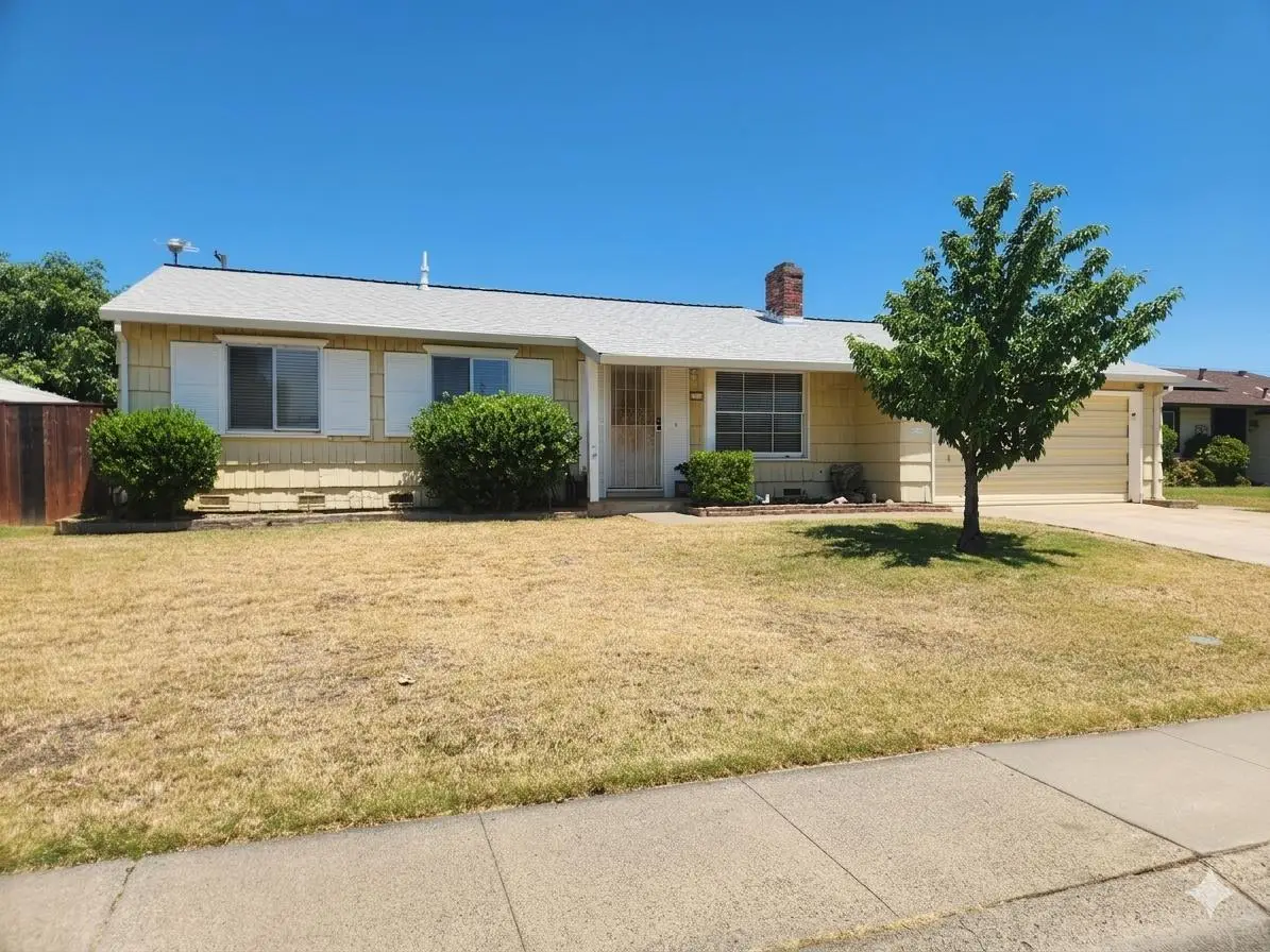 5011 North Parkway, Sacramento, CA 95823 - #1