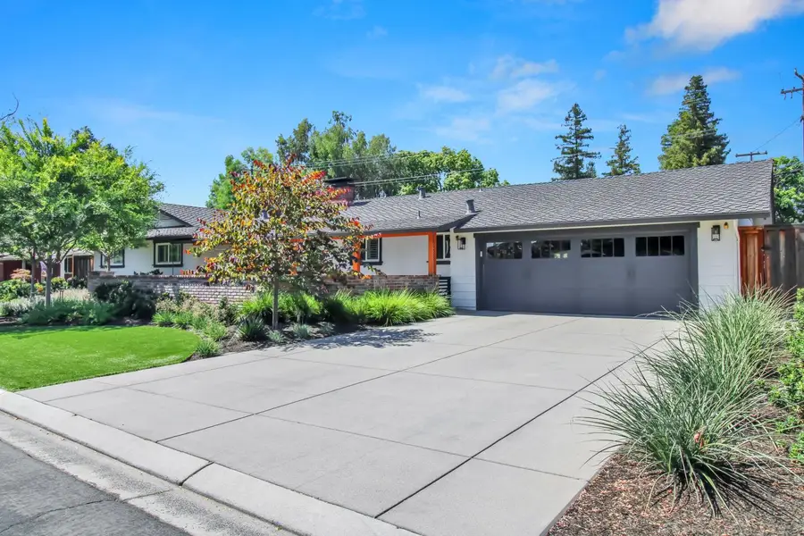 205 Robin Hood Drive, Modesto, CA 95350 - #3