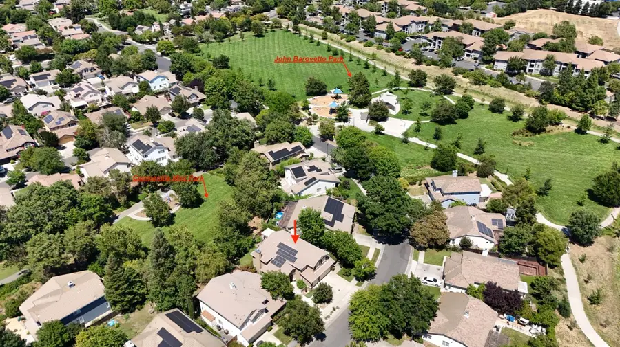 4227 Arroyo Avenue, Davis, CA 95618 - #2