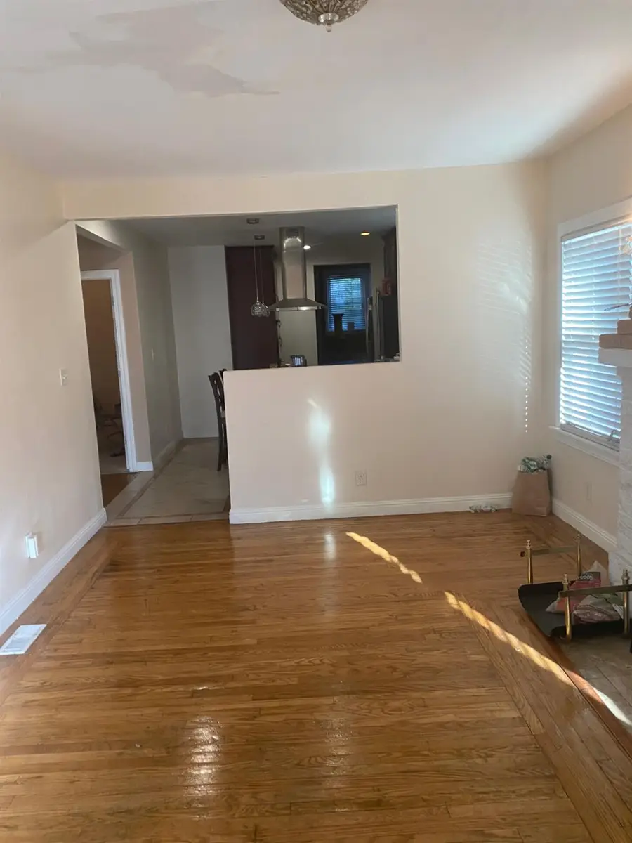 Address Withheld By Seller, Oakland, CA 94606 - #3