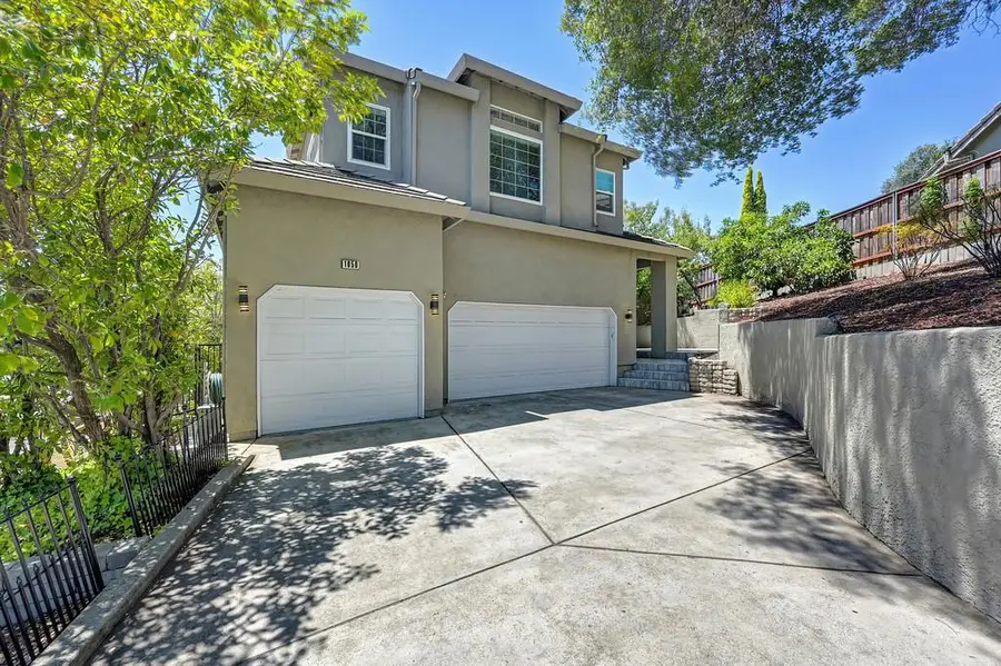 1050 Fox Run Court, Auburn, CA 95603 - #3