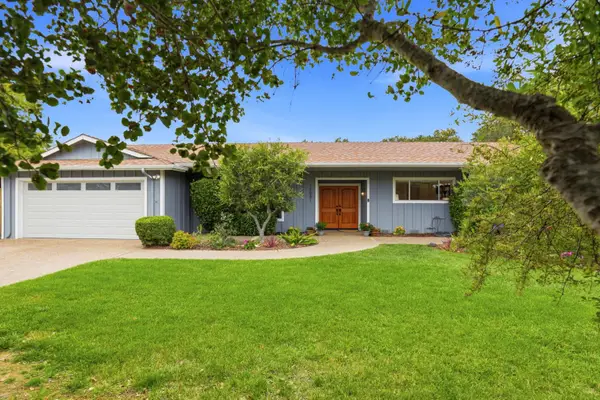 15081 Green Oak Place, Salinas, CA 93907