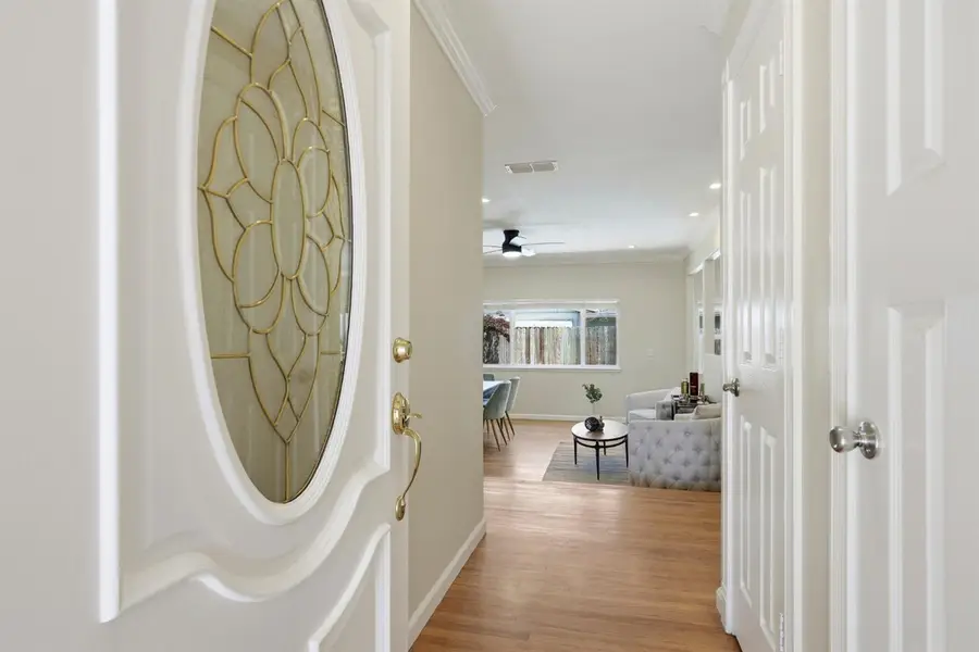 8225 Lake Forest Drive, Sacramento, CA 95826 - #3