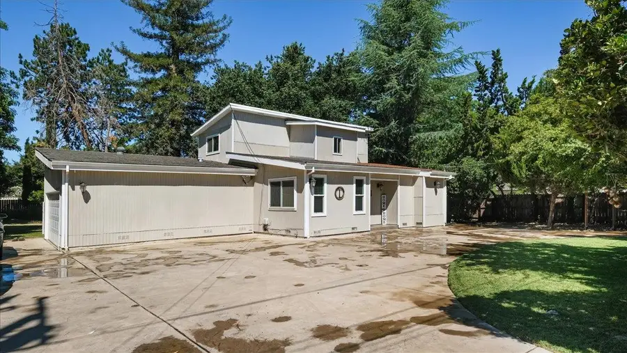 2075 Idaho Avenue, Stockton, CA 95204 - #3