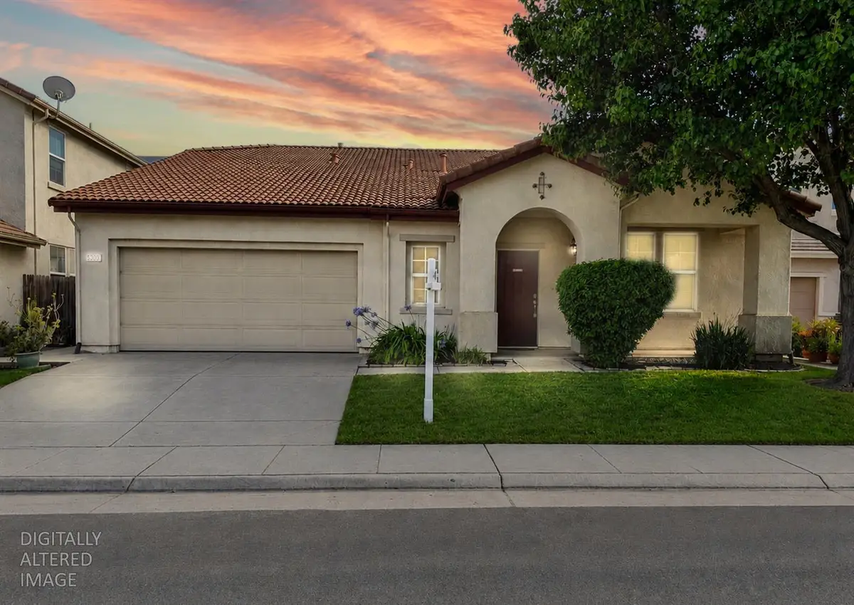 5300 Kungsting Way, Elk Grove, CA 95757 - #1