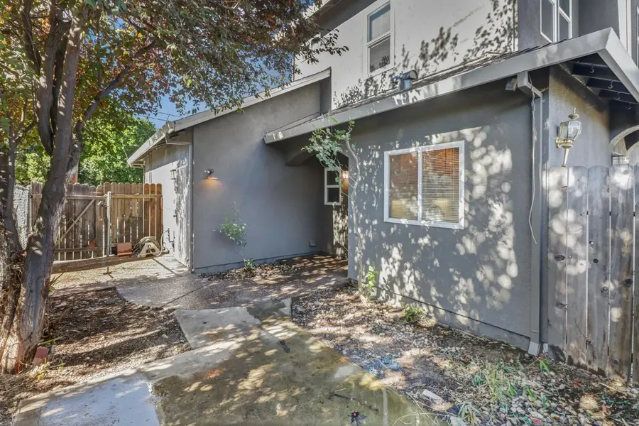 4725 9th Avenue, Sacramento, CA 95820 - #3