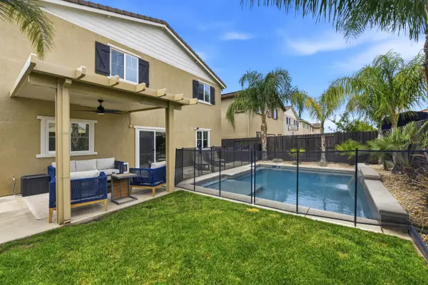 4008 Parkmoor Lane, Roseville, CA 95747