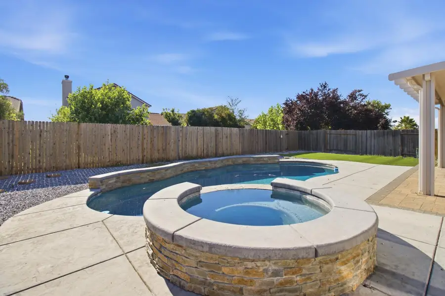 5600 Peach Tree Drive, Marysville, CA 95901 - #2