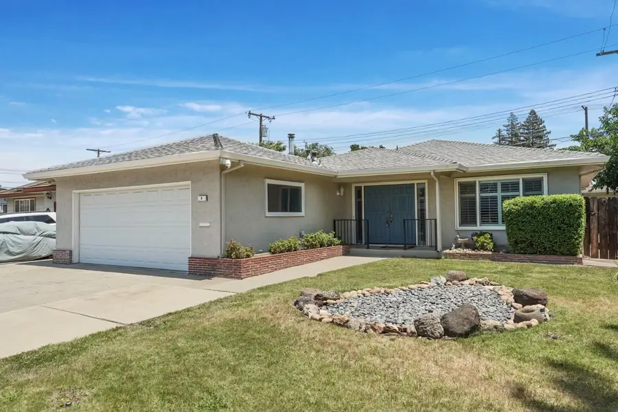 8 N Cambridge Drive, Lodi, CA 95242 - #3