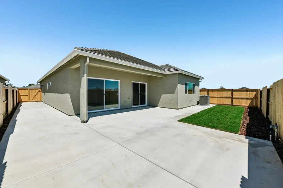 945 Norman Road, Galt, CA 95632 - #2