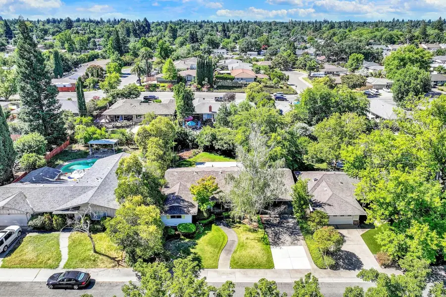 8182 Niessen Way, Fair Oaks, CA 95628 - #3