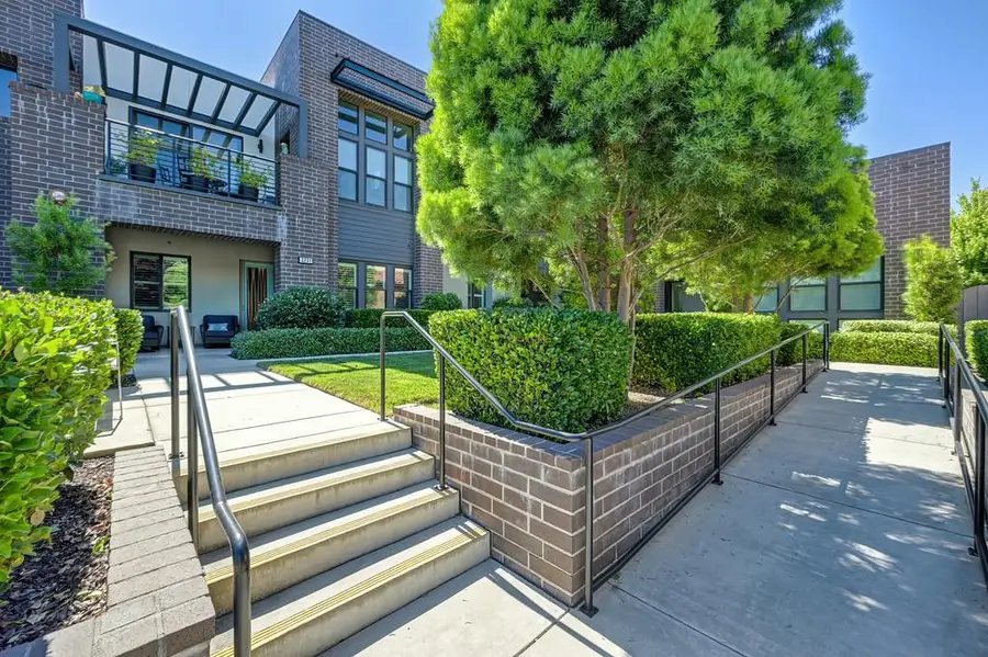 3231 Mckinley Village Way, Sacramento, CA 95816 - #3