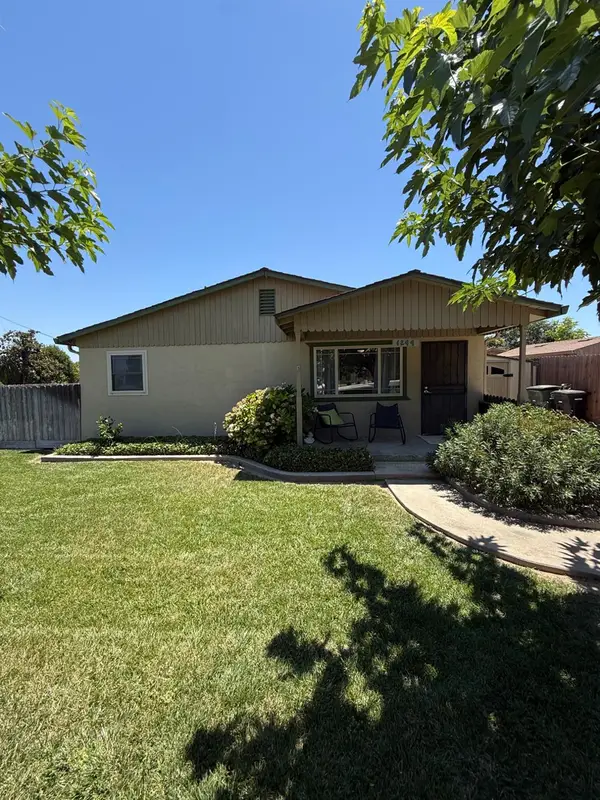 1244 Mitchell Ave, Escalon, CA 95320