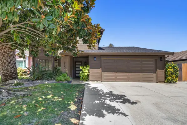 935 Sunwood Way, Sacramento, CA 95831