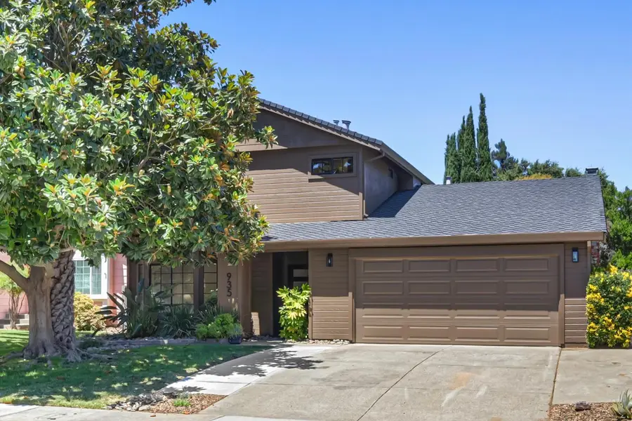 935 Sunwood Way, Sacramento, CA 95831 - #2