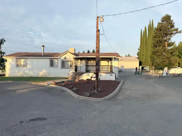 3273 Feather River Boulevard, Olivehurst, CA 95961