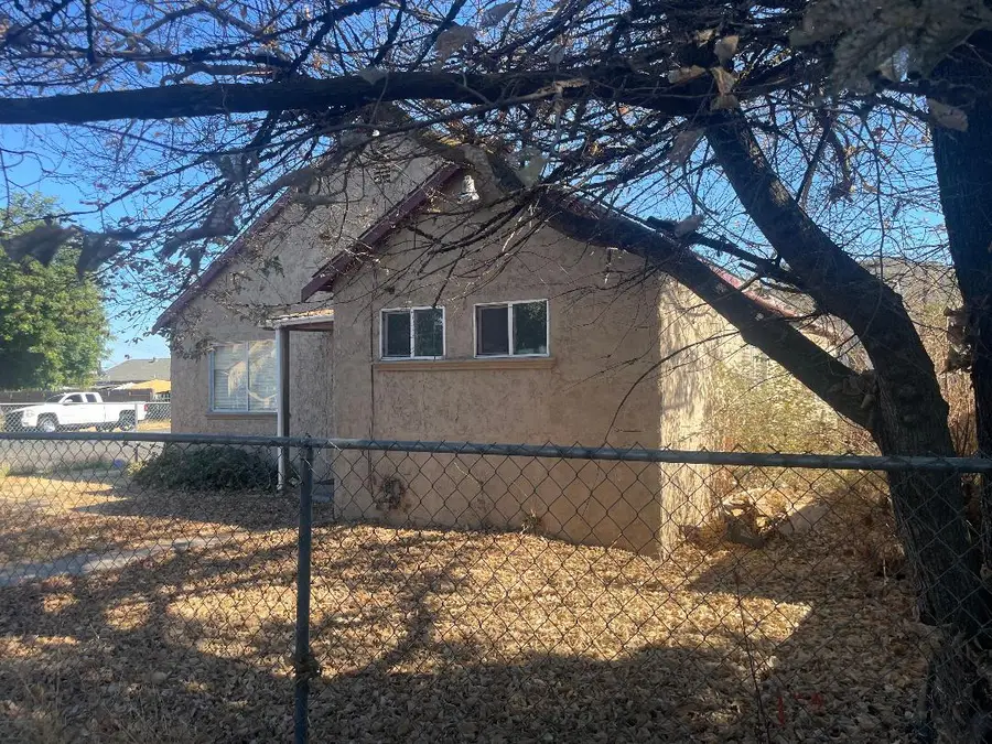 544 Clay, Stockton, CA 95206 - #2