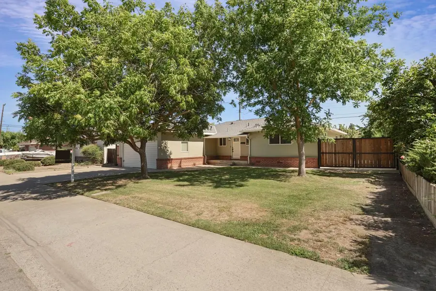 512 Sturla Street, Lodi, CA 95240 - #2