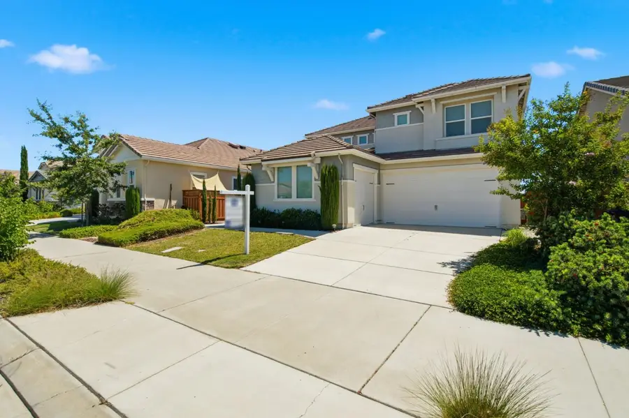 18006 Silver Springs Way, Lathrop, CA 95330 - #2