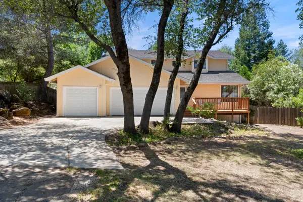 2816 Hillcrest Drive, Cameron Park, CA 95682