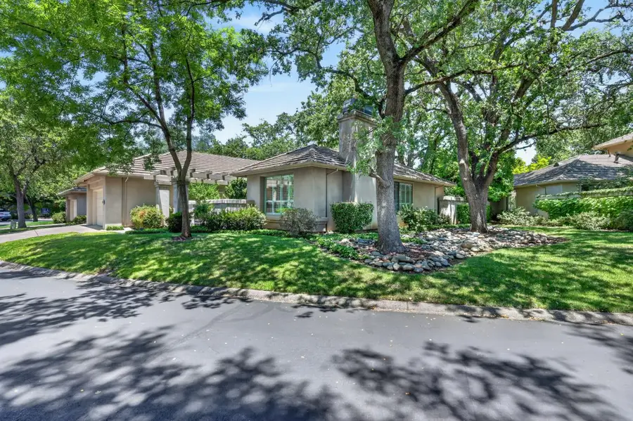 11260 Crocker Grove Lane, Gold River, CA 95670 - #2