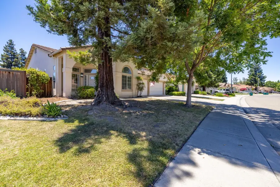 10088 River Falls Circle, Stockton, CA 95209 - #2