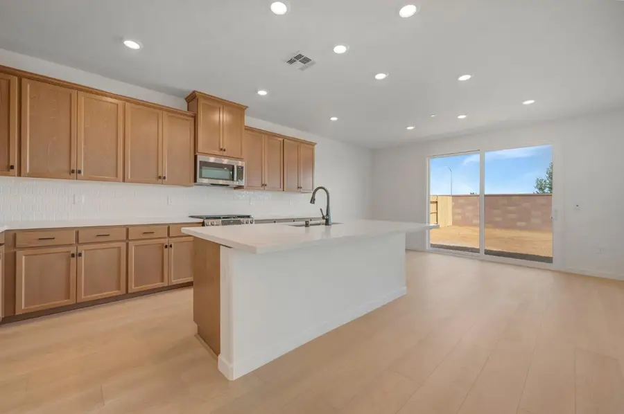 12080 Mircado Way, Rancho Cordova, CA 95742 - #2