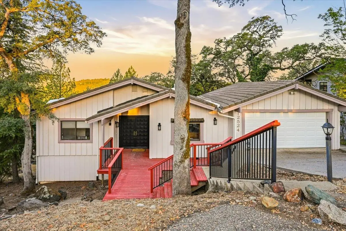 12524 Jayhawk Court, Penn Valley, CA 95946 - #1