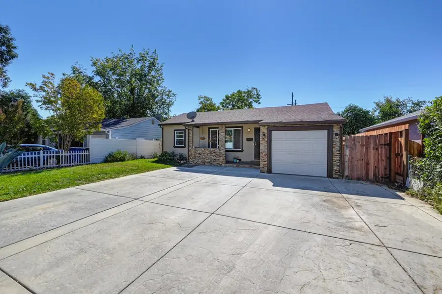 2660 23rd Avenue, Sacramento, CA 95820 - #2